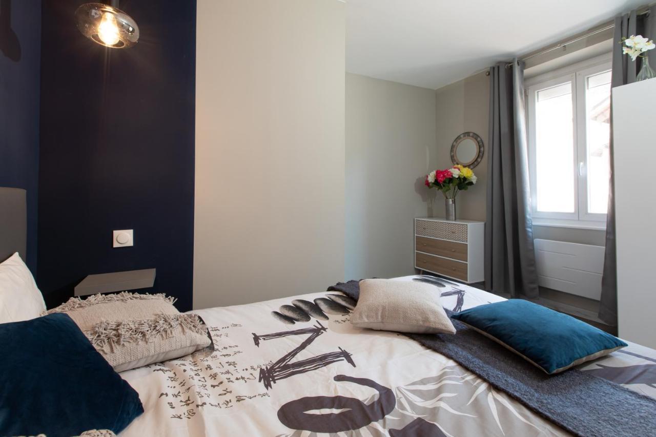 Le Red St Leon : Lit Queen Size * Wifi * Ideal Couple กอลมาร์ ภายนอก รูปภาพ