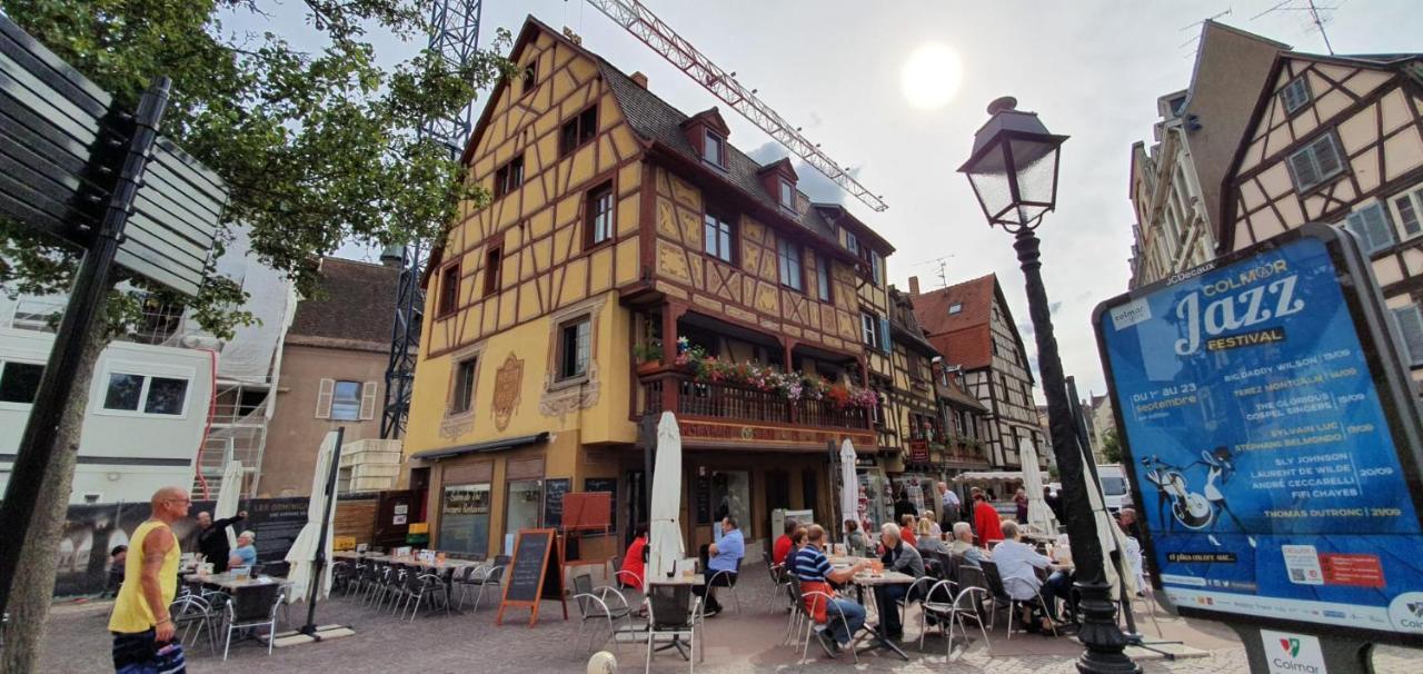Le Red St Leon : Lit Queen Size * Wifi * Ideal Couple กอลมาร์ ภายนอก รูปภาพ